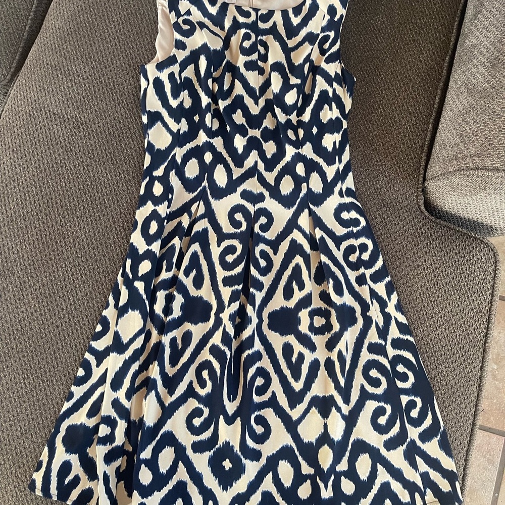 CB Established 1962 BLUE TAN PRINTED DRESS SIZE 6